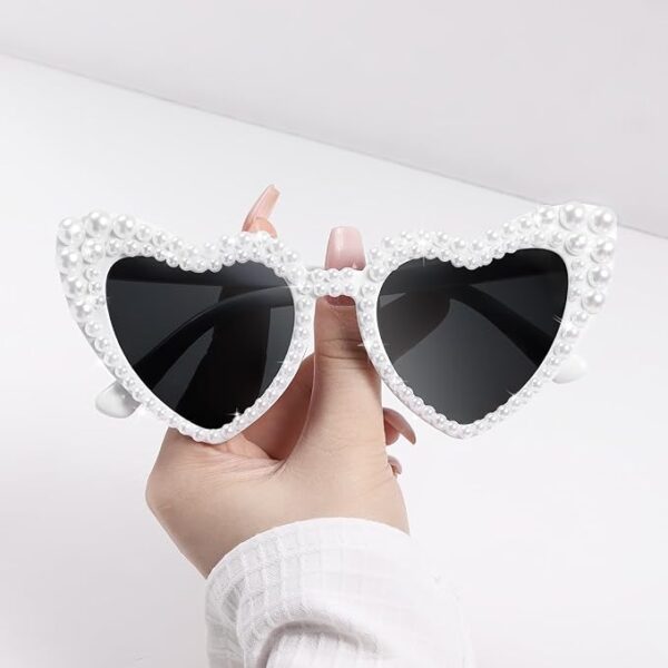 White Heart Sunglasses – Vintage Pearl Style Bachelorette Party Favors - Image 4